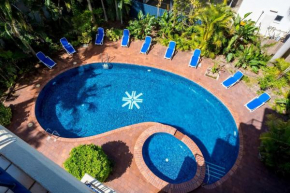 Surfers Central Escape - 450m to the beach